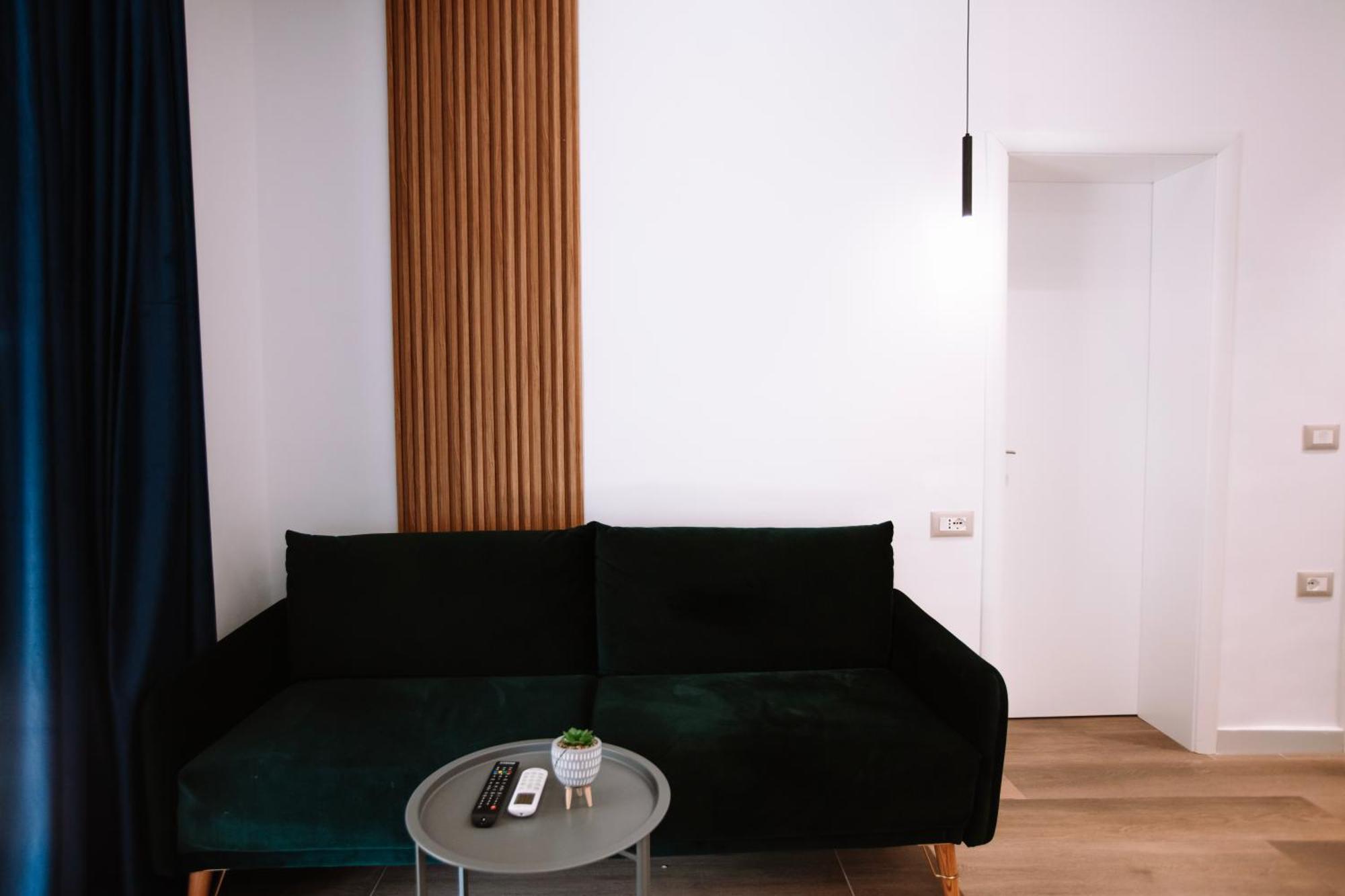 Barrikada Str Modern Apartments - The Nest Τίρανα Εξωτερικό φωτογραφία