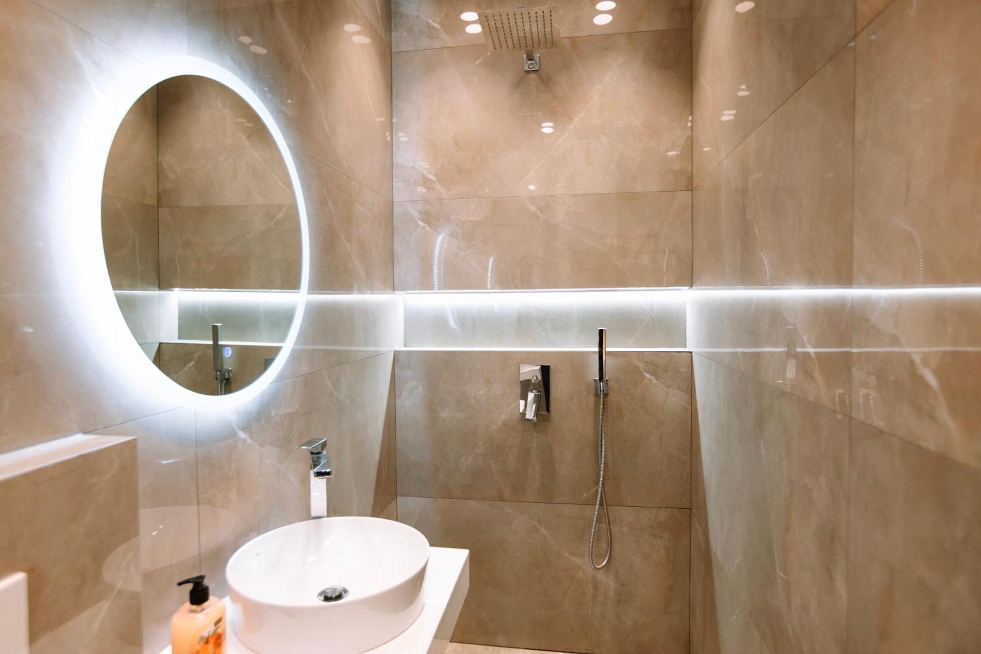 Barrikada Str Modern Apartments - The Nest Τίρανα Εξωτερικό φωτογραφία
